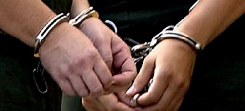 Policija uhapsila pet osoba zbog droge i oružja