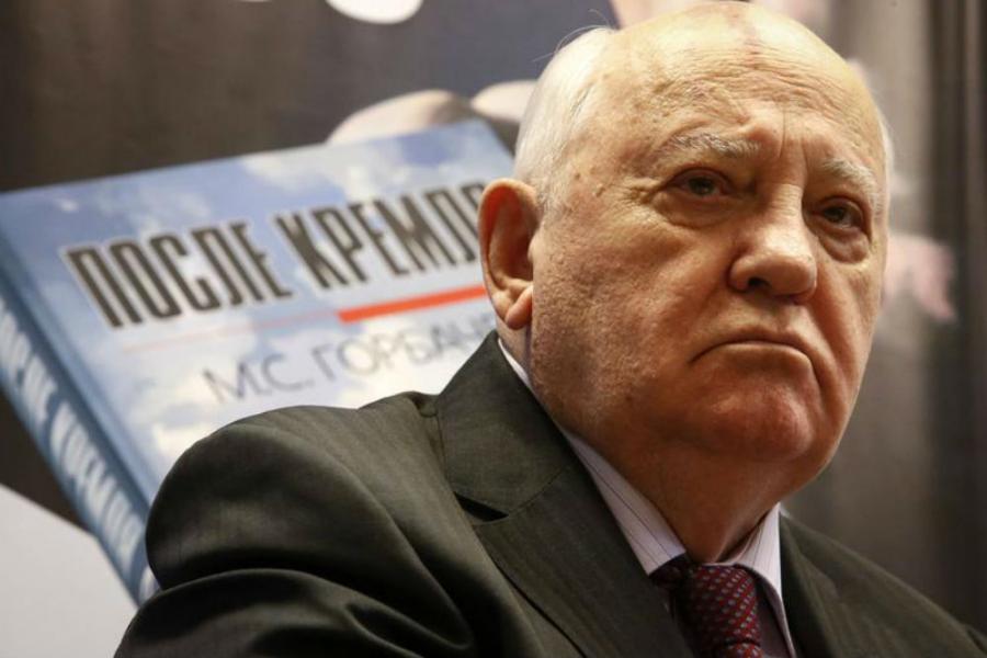 Ukrajina spustila graničnu rampu za Gorbačova