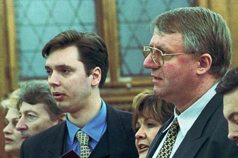 Šešelj: Vučić hoće da podeli Nobela sa Tačijem!