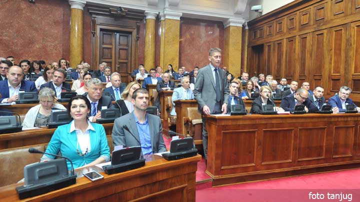 Skupština Srbije: poslanici pitali – Vlada odgovarala!