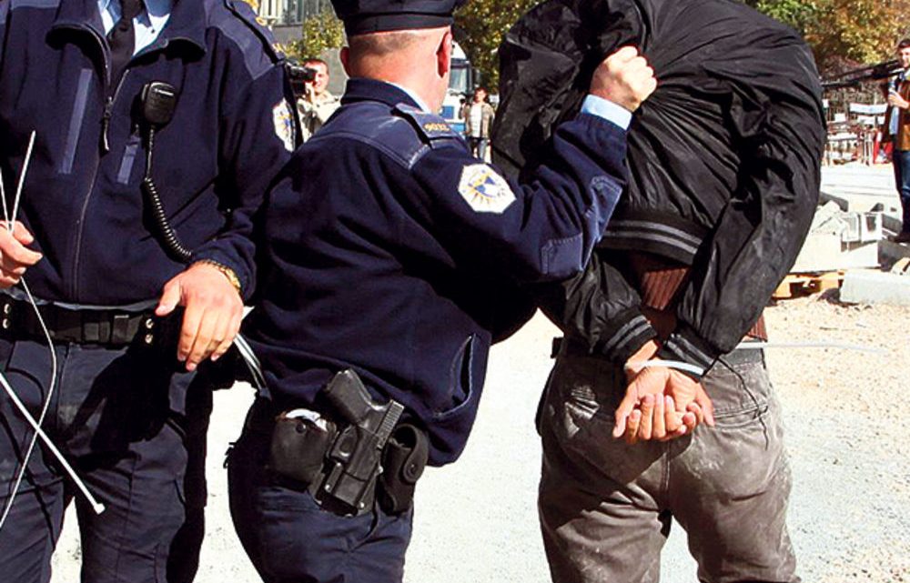 Kosovo: U Prištini uhapšeni Srbin i Albanac zbog dilovanja droge