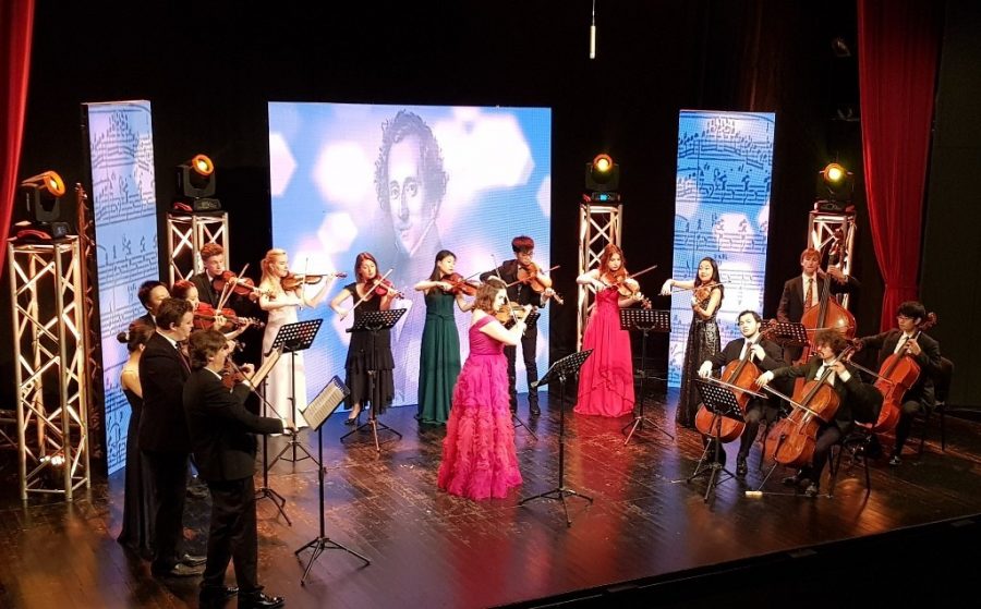 “MEDITERANSKE NOTE”: Najveći svetski virtuozi stigli u Tivat