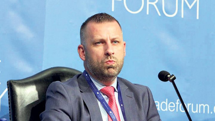 TOP DESET NAJBOGATIJIH ZVANIČNIKA SA KOSOVA: Dalibor Jevtić “težak” 572 hiljada evra!