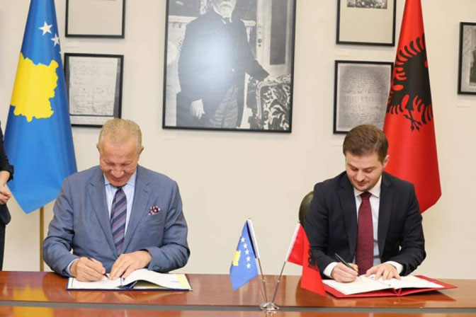 SPORAZUM: Zajednička spoljna politika Kosova i Albanije