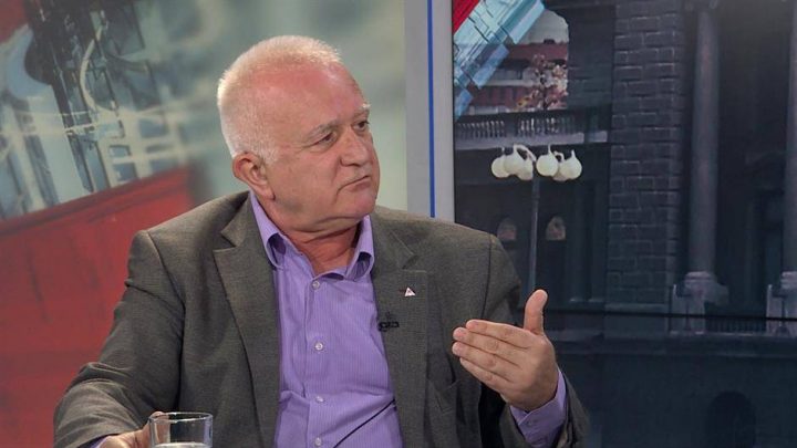 Politički analitičar Dušan Janjić: Ne brine se SPC za vernike, koliko za izgubljenu dobit