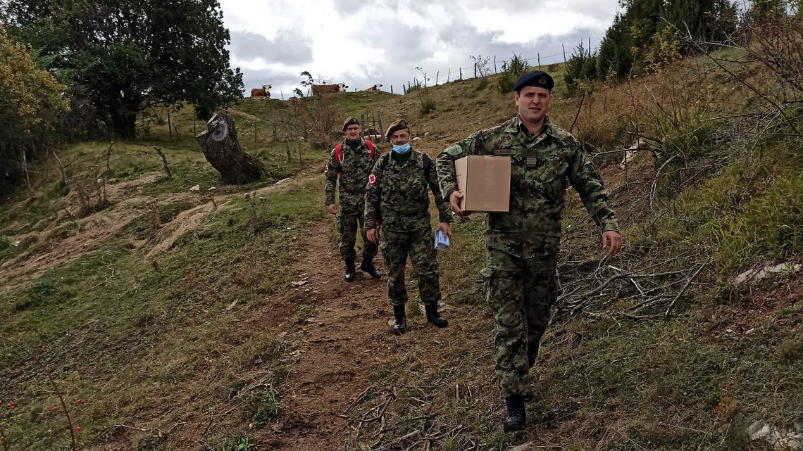 Pomoć vojnih lekara u selima opštine Sjenica