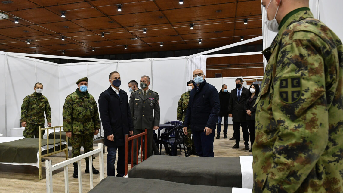 Stefanović obišao završne pripreme privremene kovid bolnice na Novosadskom sajmu