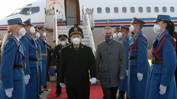 Ministar odbrane NR Kine doputovao u posetu Srbiji