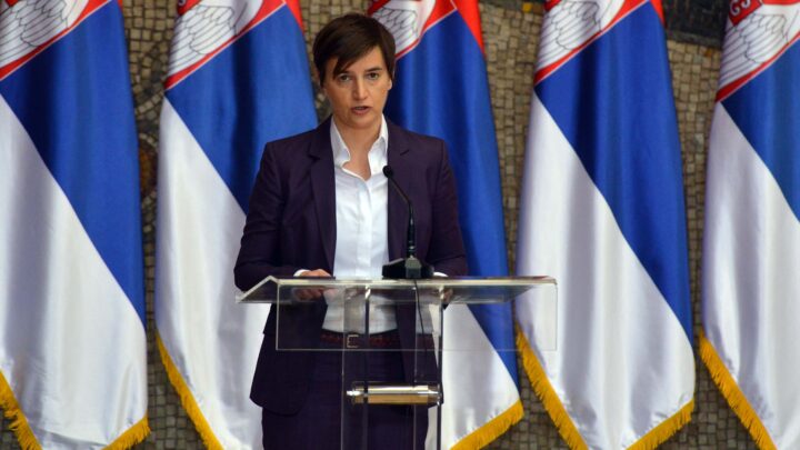 Predsednica Vlade uručila odlikovanja pripadnicima Ministarstva odbrane i Vojske Srbije povodom 23. aprila – Dana Vojske
