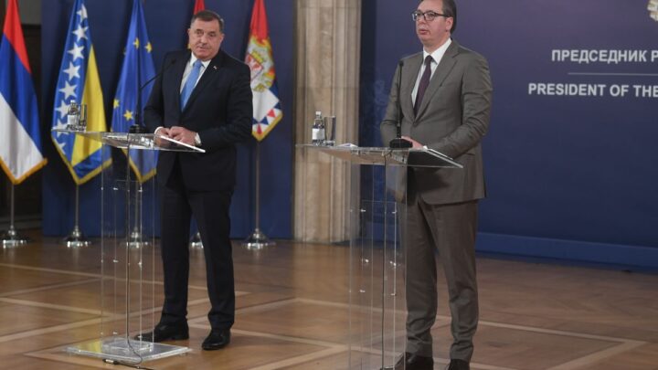 Predsednik Vučić sastao se sa delegacijom Republike Srpske