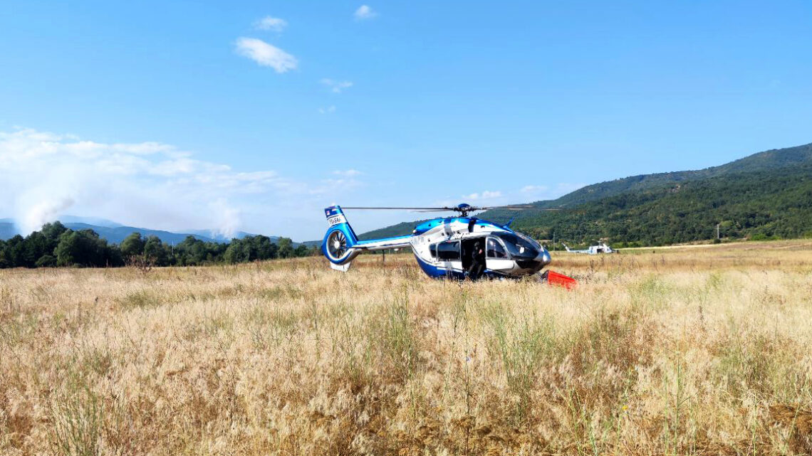 Хеликоптерске јединице МУП-а гасе пожаре у Северној Македонији