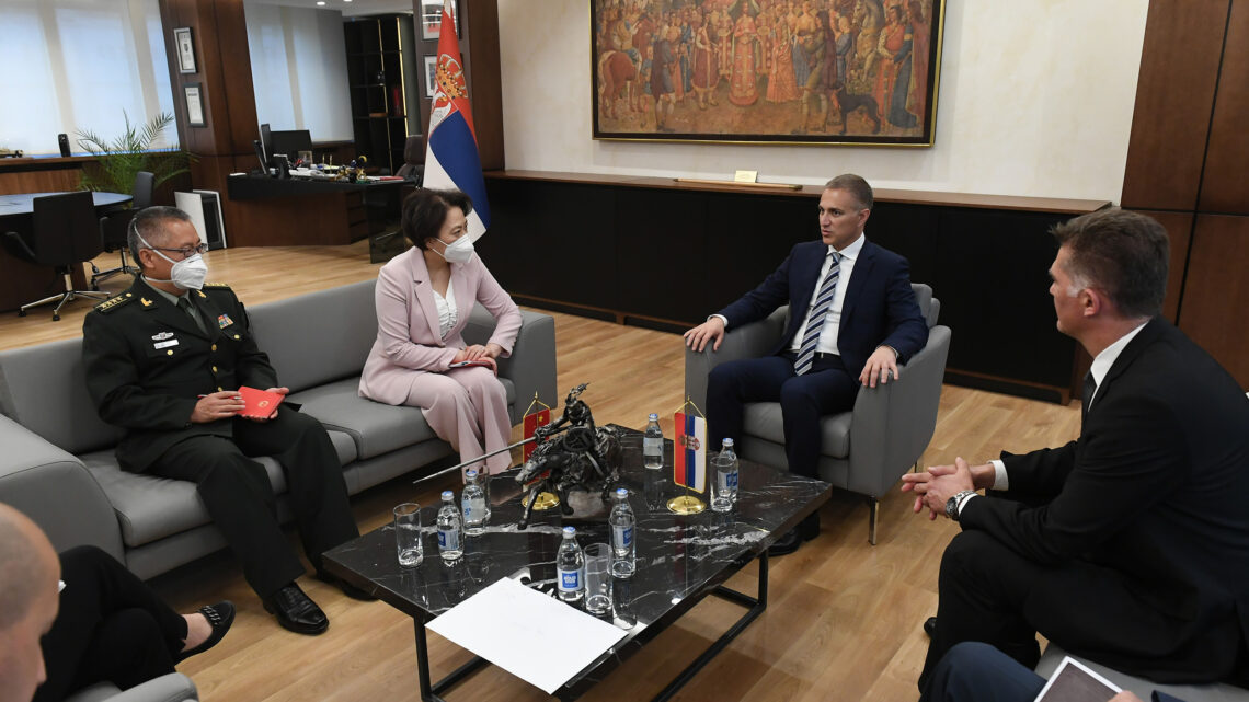 Sastanak Stefanovića i ambasadorke Kine Čen Bo