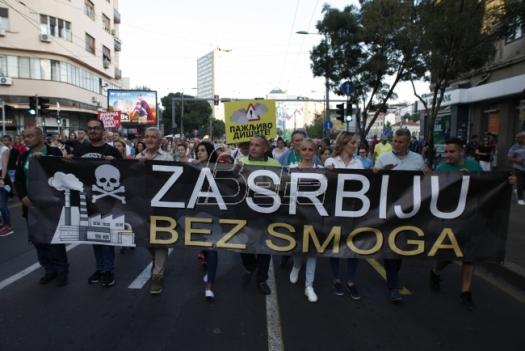 Protest zbog zagađenja vazduha: Građani poručili da vlast hoće da ih otera u ekološko izbeglištvo