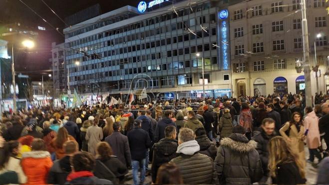 Protest na Trgu Republike: Nema odustajanja od zahteva, osloboditi uhapšenog u Šapcu