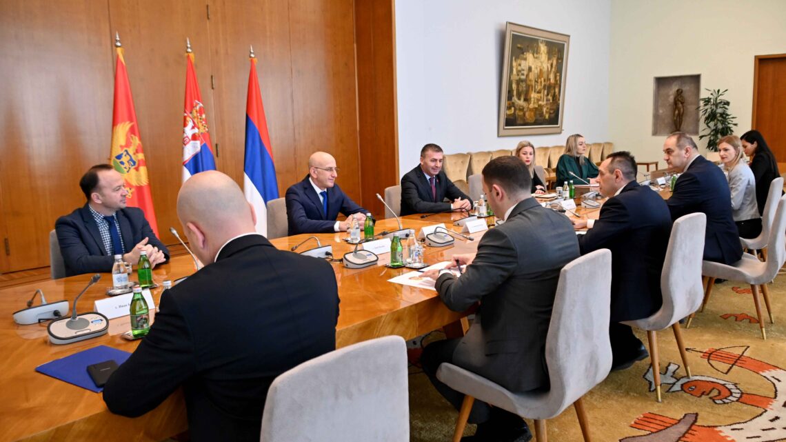 Srbija spremna da pomogne u vanrednim situacijama CG i RS
