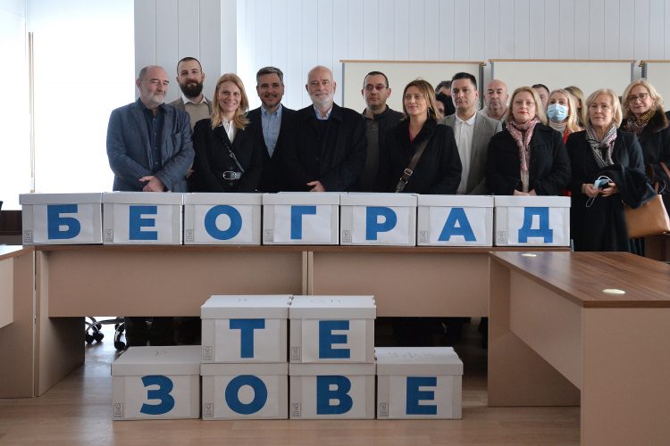Janković predao listu za beogradske izbore: Nemojte da bude da sam neobavešten Janković predao listu za beogradske izbore: Nemojte da bude da sam neobavešten