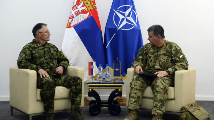 Sastanak načelnika Generalštaba Vojske Srbije sa komandantom Kfora