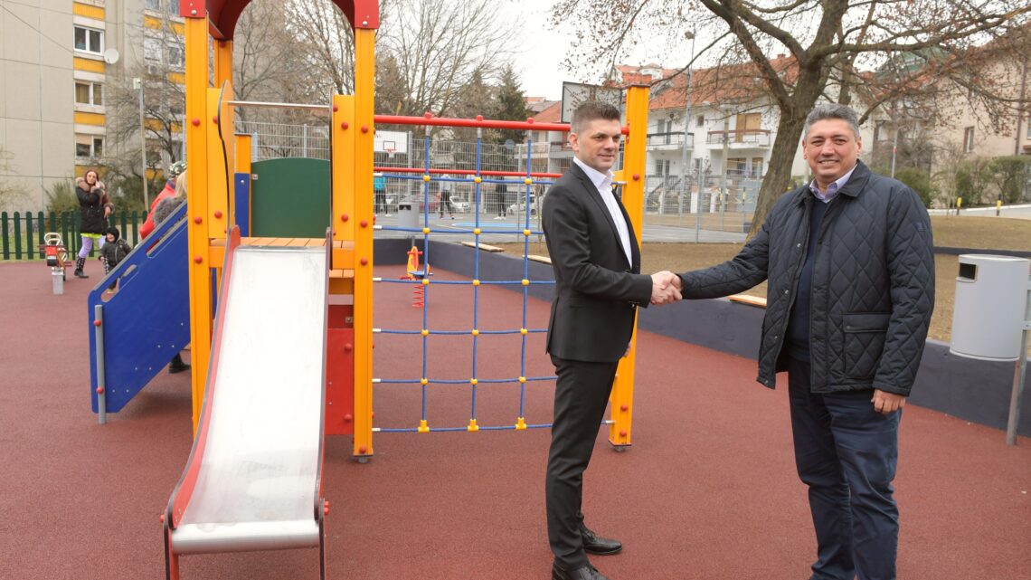 Park u Žarkovu obnovljen donacijom Beograda na vodi