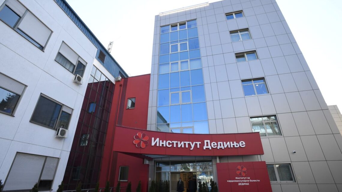 Vučić na otvaranju nove zgrade Instituta za kardiovaskularne bolesti „Dedinje“ Vučić na otvaranju nove zgrade Instituta za kardiovaskularne bolesti „Dedinje“