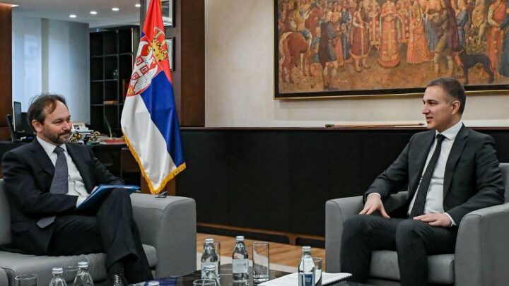 Sastanak ministra Stefanovića sa šefom Delegacije EU Žiofreom