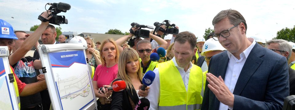 Vučić obišao radove na projektu izgradnje beogradskog metroa na Makiškom polju