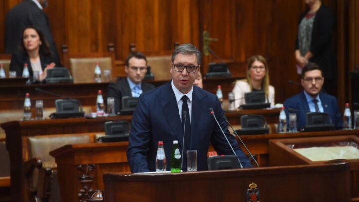 Србија неће одустати од борбе за Косово и Метохију