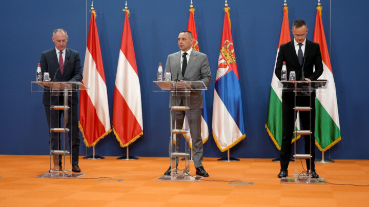 Сарадња Србије, Мађарске и Аустрије у спречавању илегалних миграција