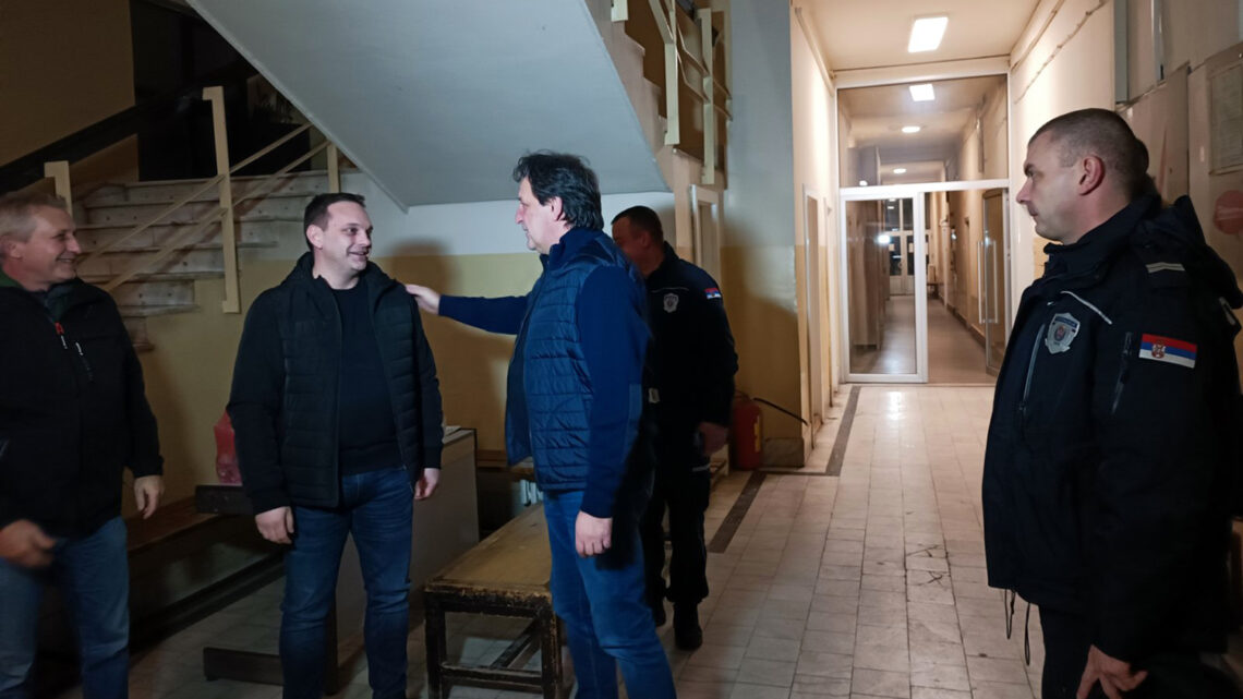 Гашић посетио припаднике Полицијске управе у Крушевцу
