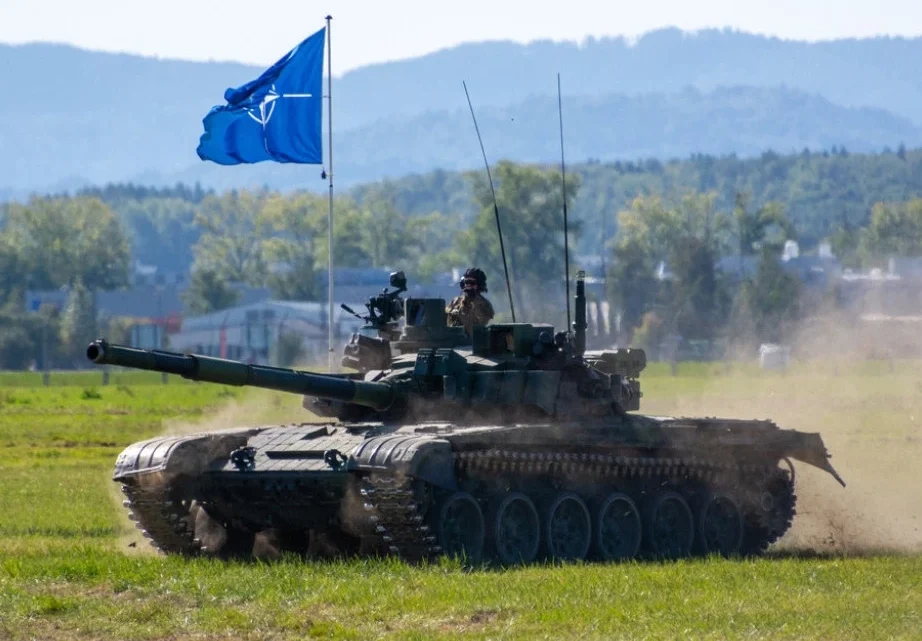 Savet NATO odobrio slanje dodatnih snaga na Kosovo i Metohiju Savet NATO odobrio slanje dodatnih snaga na Kosovo i Metohiju