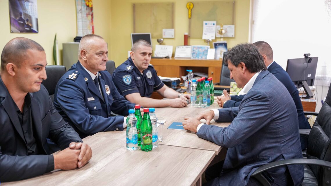 Наставак улагања у развој и јачање српске полиције