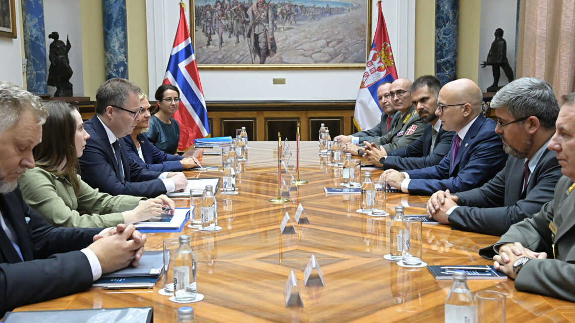 Sastanak ministara odbrane Srbije i Norveške