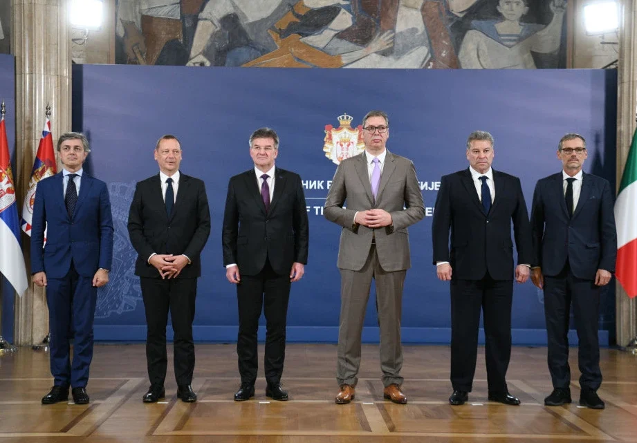 Vučić nakon sastanka sa “velikom petorkom” poručio: Težak razgovor, očekujem važne sastanke u Briselu