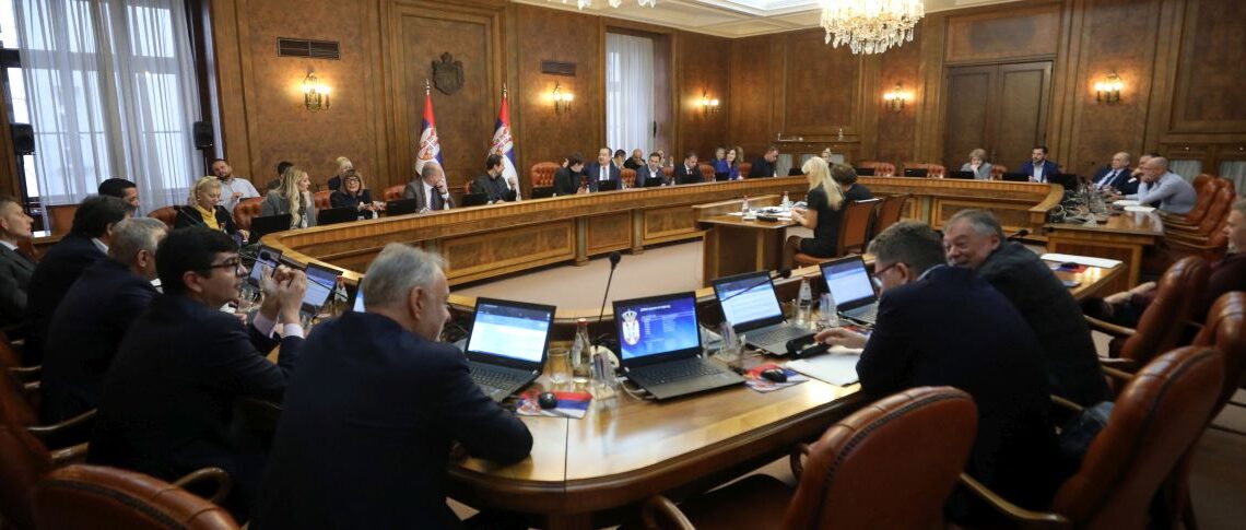 Усвојен закључак о запошљавању здравствених радника који су лечили оболеле од COVID-19 Усвојен закључак о запошљавању здравствених радника који су лечили оболеле од COVID-19
