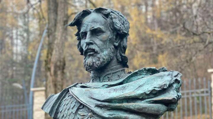 Споменик кнезу Александру Невском откривен данас у Андријевици у Црној Гори