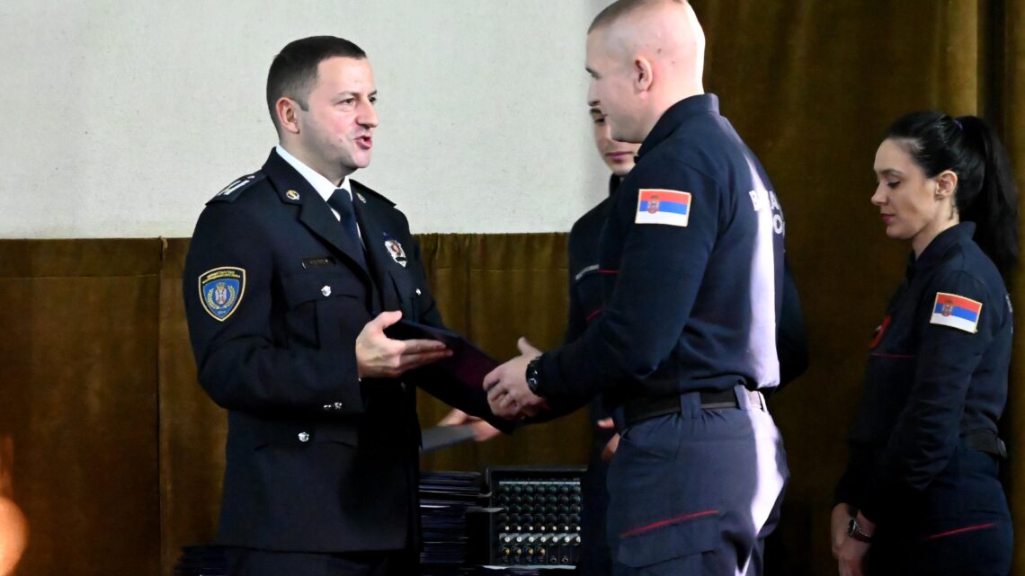 У радни однос примљено нових 108 ватрогасаца-спасилаца У радни однос примљено нових 108 ватрогасаца-спасилаца