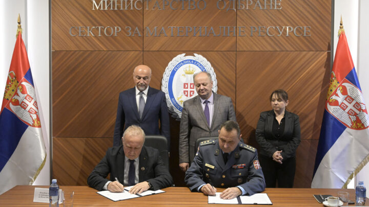 Potpisani ugovori sa predstavnicima odbrambene industrije Srbije za novi investicioni ciklus