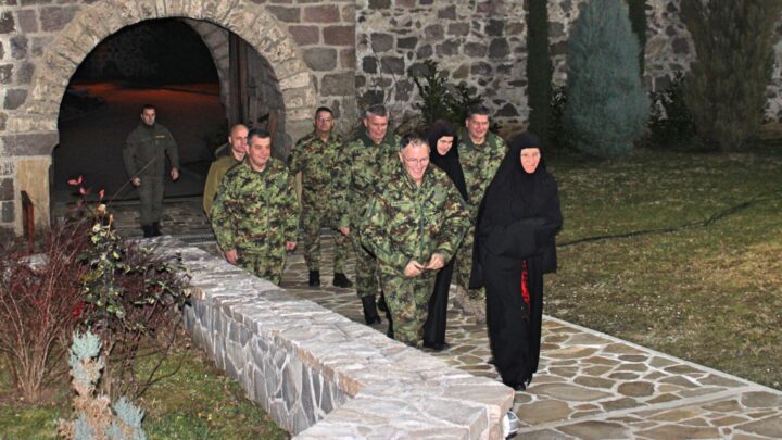 Načelnik Generalštaba u poseti manastiru Žiča