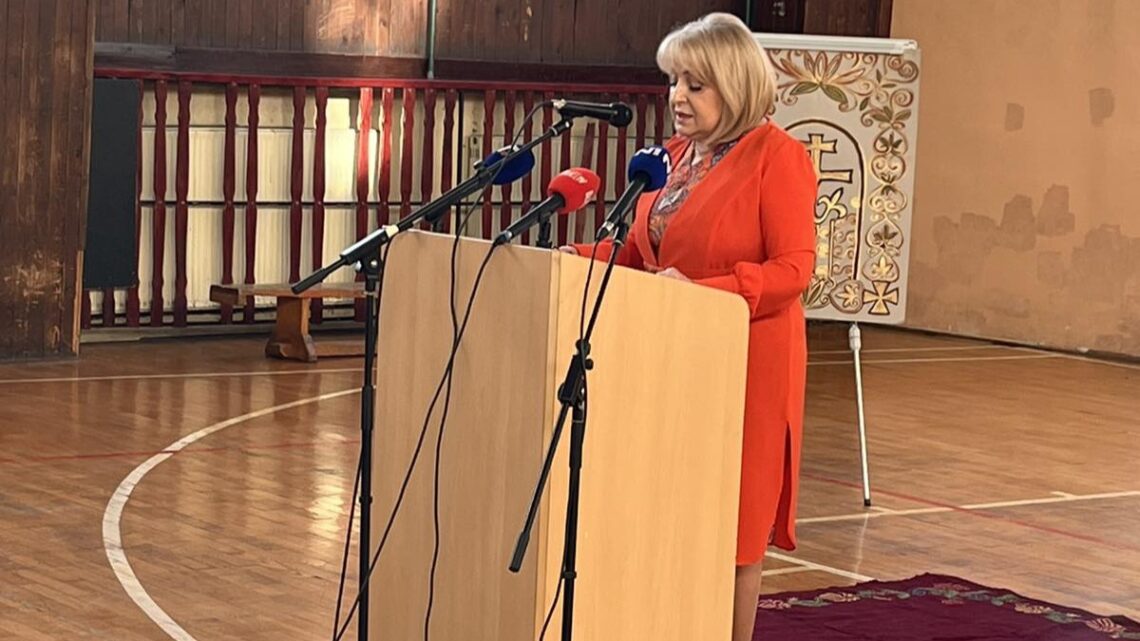 Честитка Ђукић Дејановић поводом школске славе Свети Сава Честитка Ђукић Дејановић поводом школске славе Свети Сава