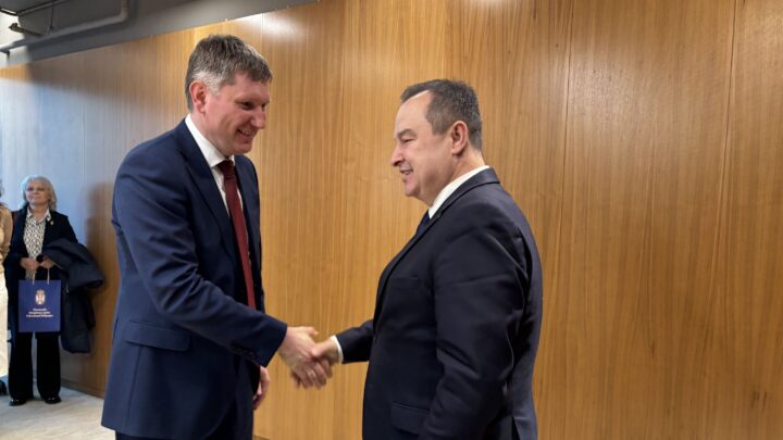 Министар Дачић се састао са руским министром економског развоја