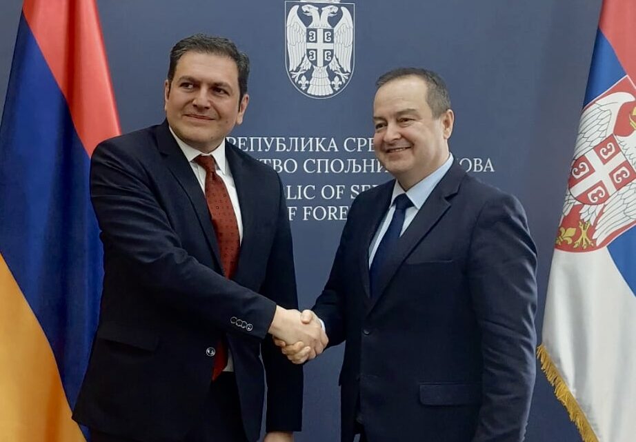Министар Дачић разговарао са замеником МИП Јерменије