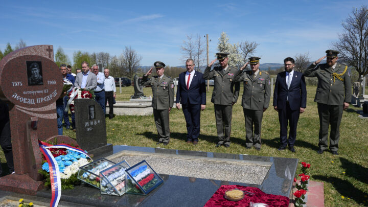 Delegacija Ministarstva odbrane i Vojske Srbije na obeležavanju godišnjice pogibije potporučnika Leovca u Pljevljima