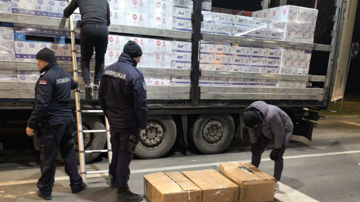 Ухапшене две особе због шверца психоактивних супстанци