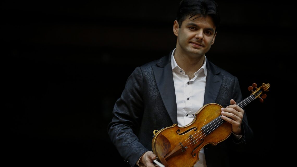 Beogradska filharmonija 20. decembra nastupa sa Valentinom Urjupinom i Robertom Lakatošem Beogradska filharmonija 20. decembra nastupa sa Valentinom Urjupinom i Robertom Lakatošem