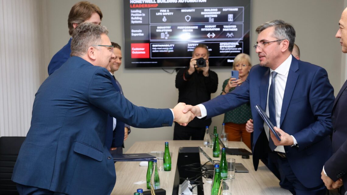 Компанија Honeywell спремна да се укључи у рад Иновационог дистрикта у Крагујевцу Компанија Honeywell спремна да се укључи у рад Иновационог дистрикта у Крагујевцу