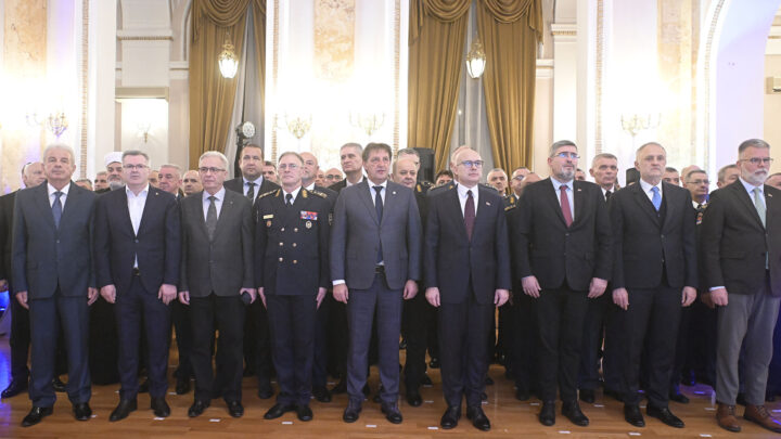 Prijem ministra odbrane i načelnika Generalštaba povodom novogodišnjih i božićnih praznika