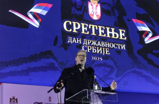 U Sremskoj Mitrovici usvojena deklaracija o Vojvodini U Sremskoj Mitrovici usvojena deklaracija o Vojvodini