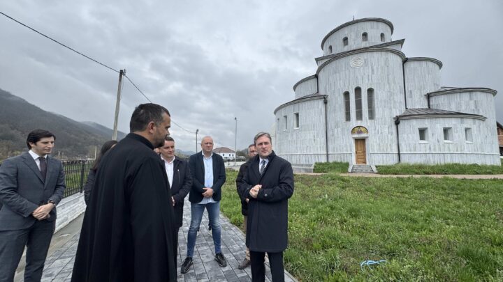 Министарство културе наставиће да улаже у очување културног наслеђа Дежевске долине