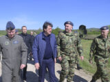 Ministar Gašić na Vaskrs sa pripadnicima Vojske Srbije