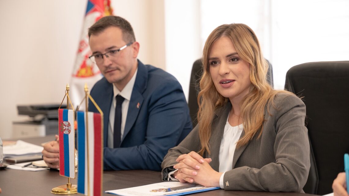 Интензивирати активности на потписивању споразума о социјалном осигурању са Холандијом Интензивирати активности на потписивању споразума о социјалном осигурању са Холандијом