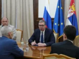 Vučić poleteo iz Bakua, čekali dozvolu za nastavak leta